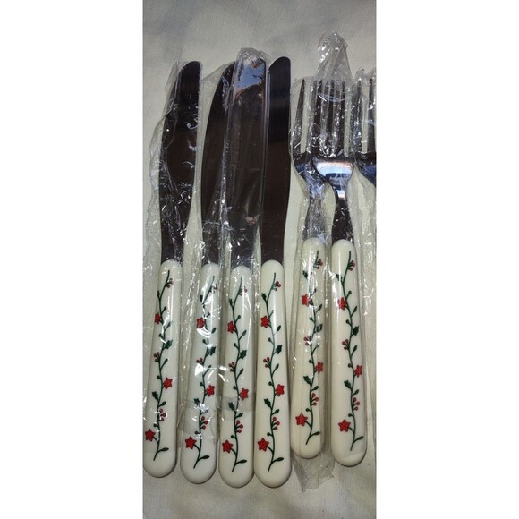New! 20 Piece Set Holly Flatware Christmas Spoons Forks Knives With Tin - Picture 5 of 10